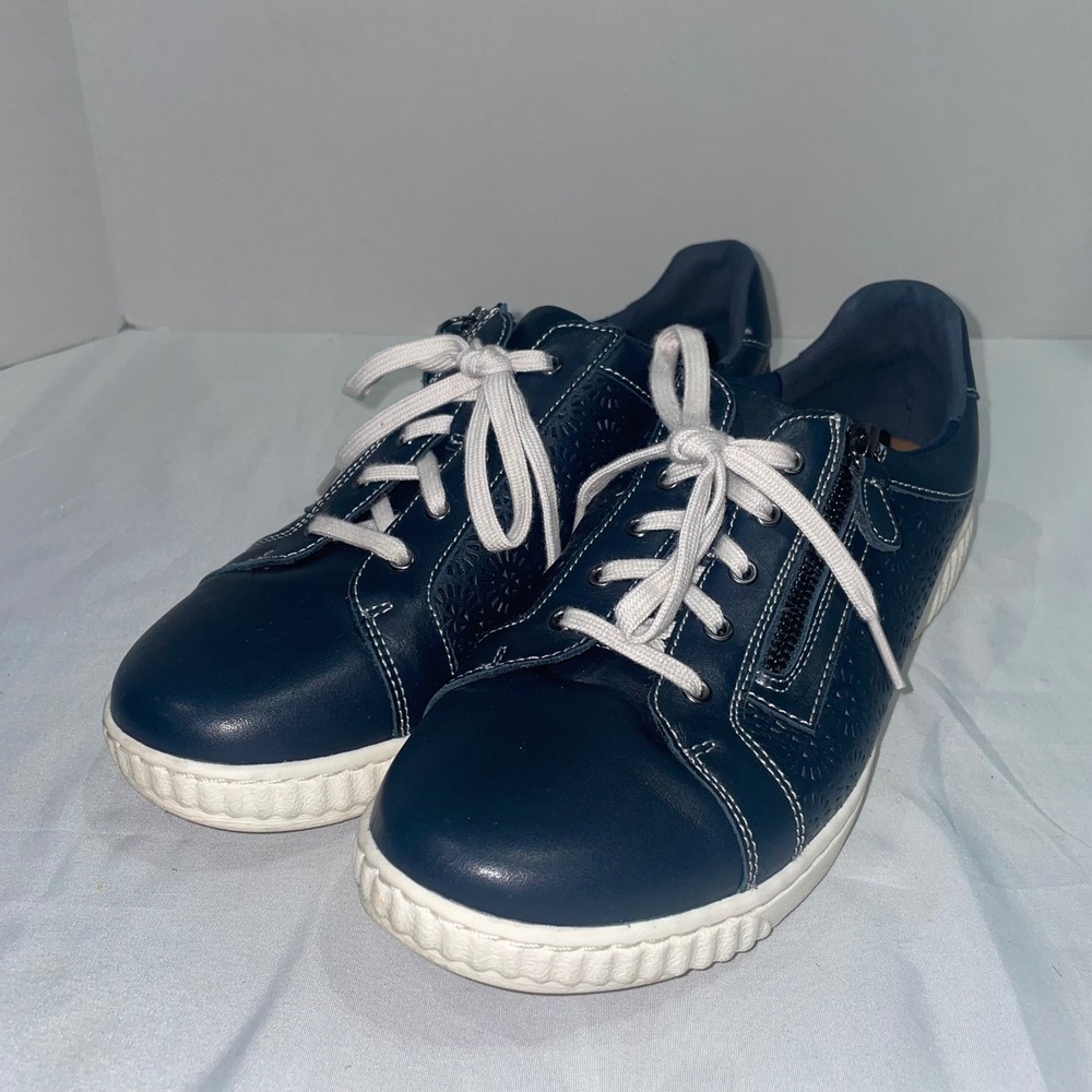 Clarks Collection Navy Blue Leather Perforated Zip Sneakers Womens 10